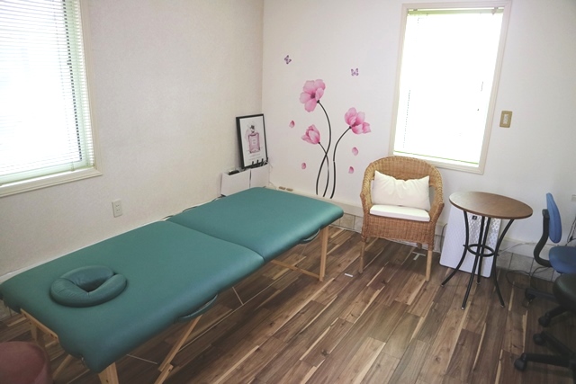 宮城県仙台市泉区明石南のヘルニア坐骨神経痛専門整体ボディケアSUN＿施術室